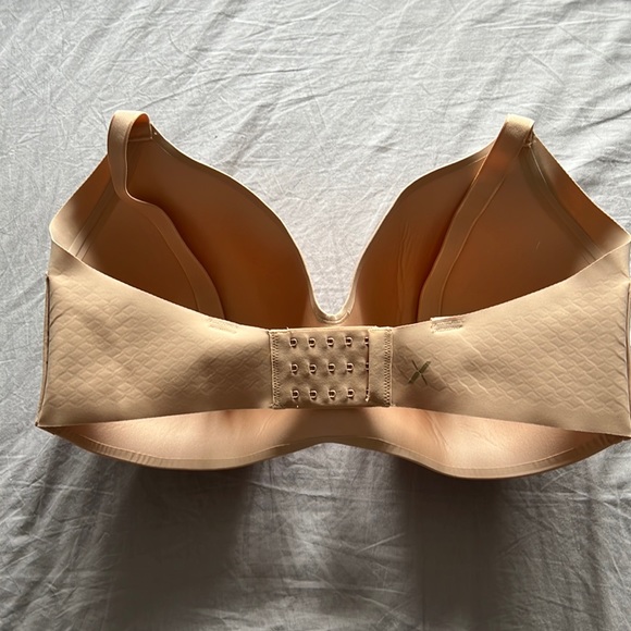 Knix WingWoman contour bra, size 8++ - Picture 2 of 3